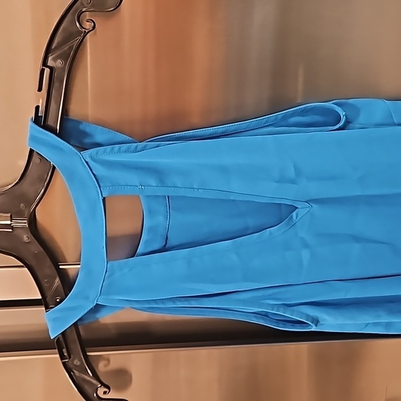 💕VERONICA M💕 Sleeveless Halter Top ~ Blue Small S NWOT - Picture 4 of 7